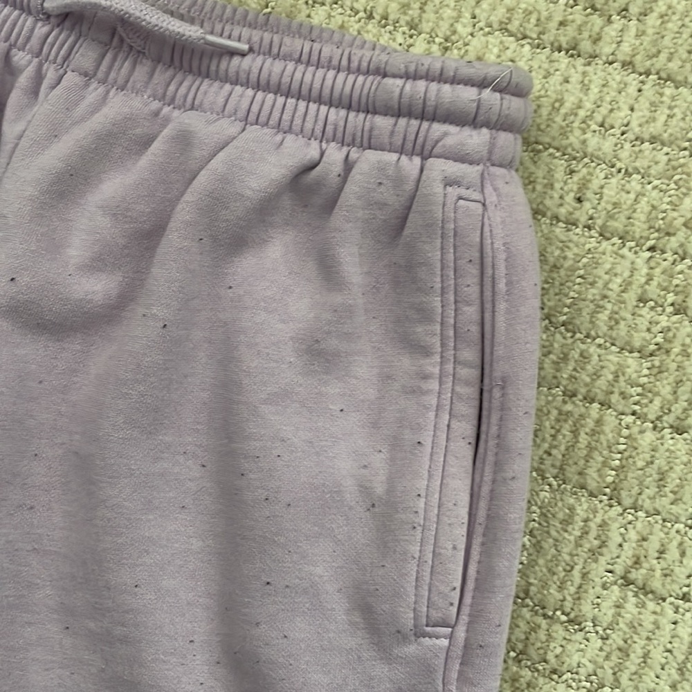 ❌SOLD❌ H&M 2 piece lilac sweatsuit - Picture 7 of 11